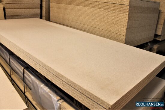 Hyldeplade 2690x1100x19 mm til pallereol